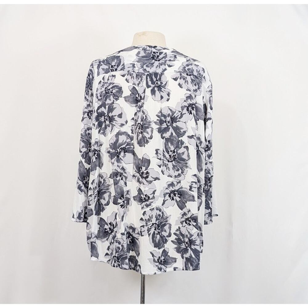 Fun2Fun Top Stitch Fix Floral Kearney Crinkle Henley Blouse Women's Size 1X - Picture 4 of 6